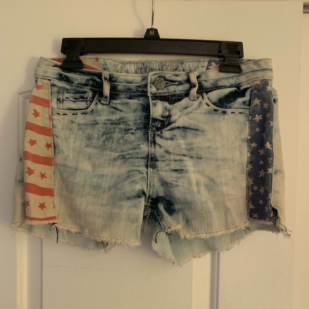 Mid-rise American Flag Shorts (size 5)